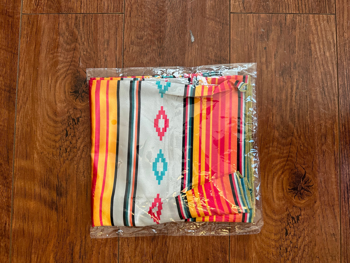 Aztec wild rag
